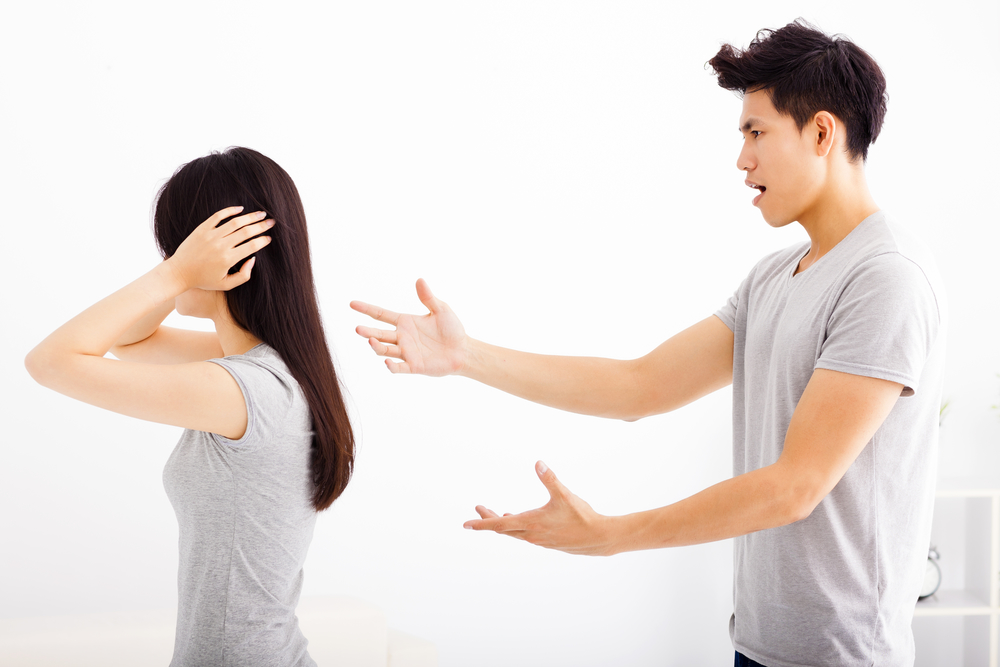 Arguing in a relationship: when we're too mad to listen